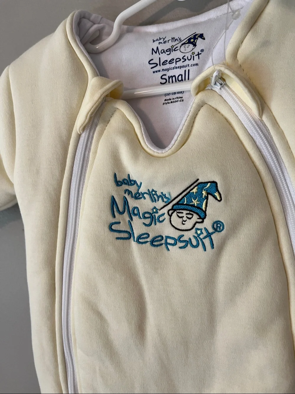 New! Baby Merlin's Magic Sleepsuit Swaddle Transition Size Small 3-6 months